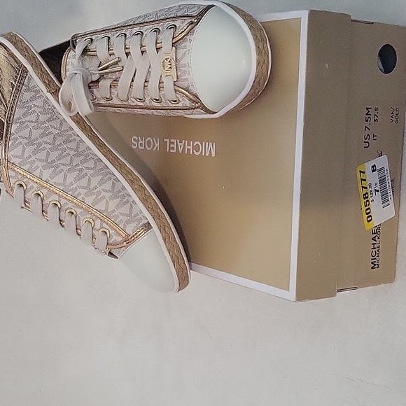 MICHAEL KORS *NEW* - Picture 2 of 6